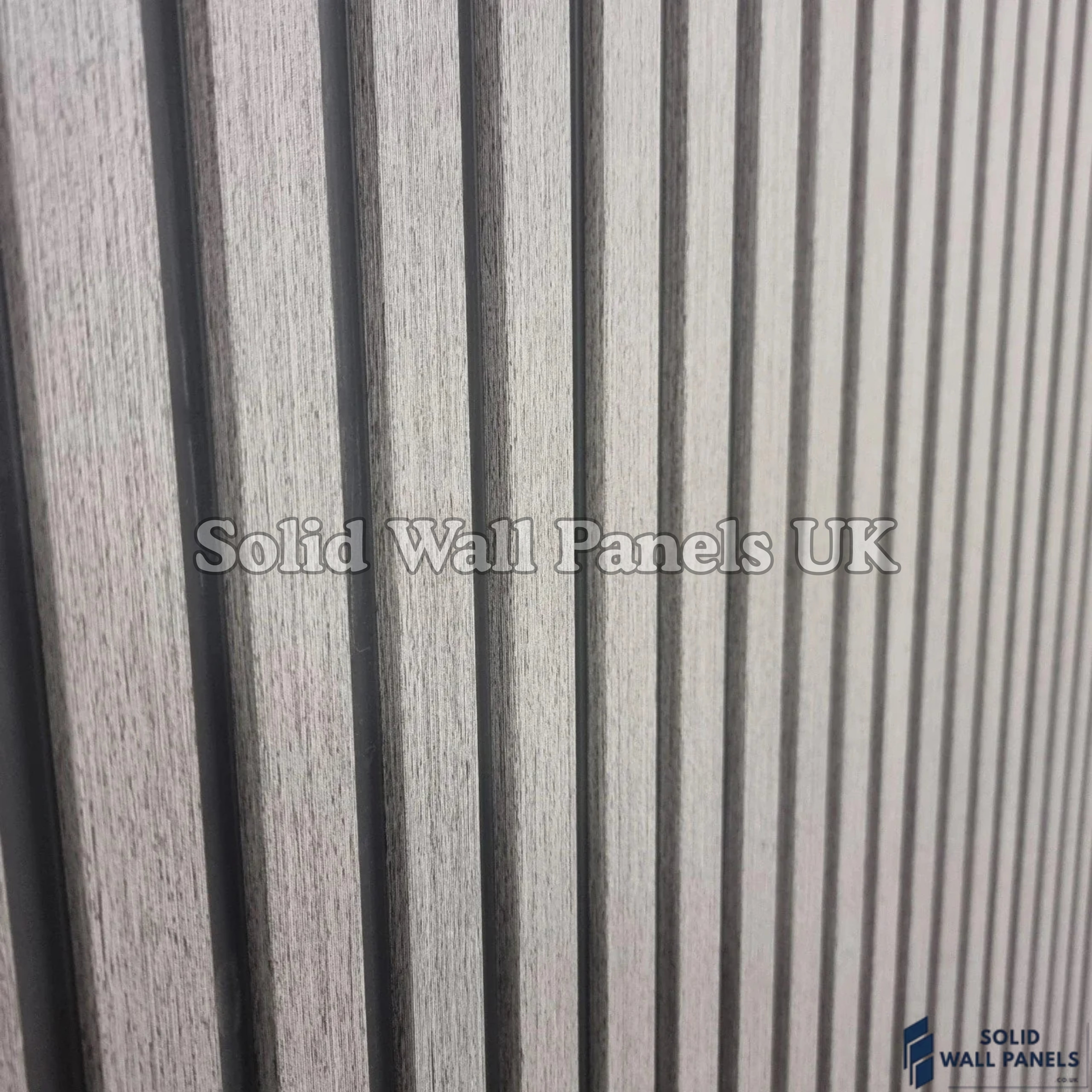 Ash Grey Wood Effect WPC Slatted Wall Panels – Waterproof Indoor & Outdoor Cladding | Solid Wall Panels