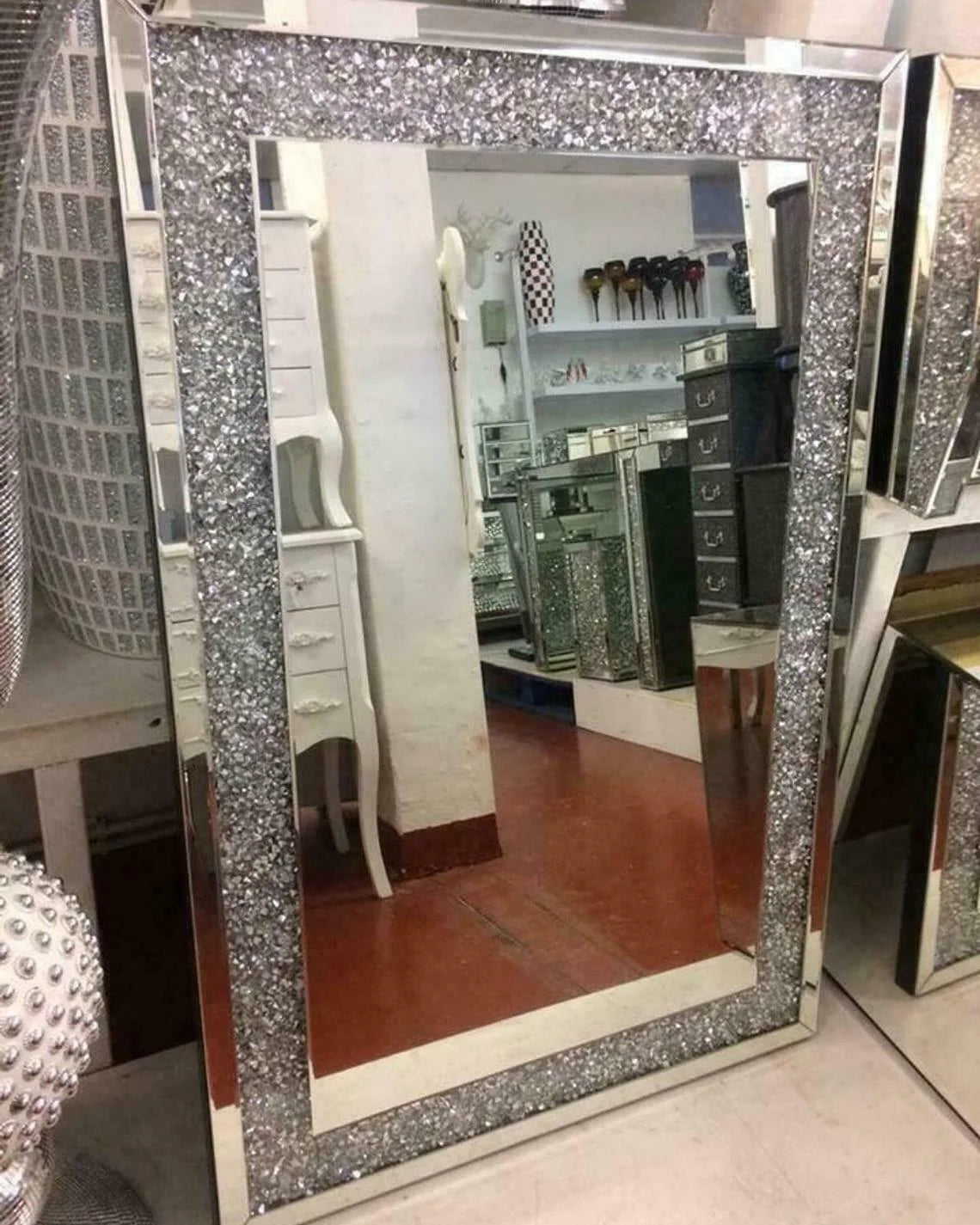 Crush Diamond Mirror – Rectangular Mirror with Crushed Diamond Frame | Solid Wall Panels