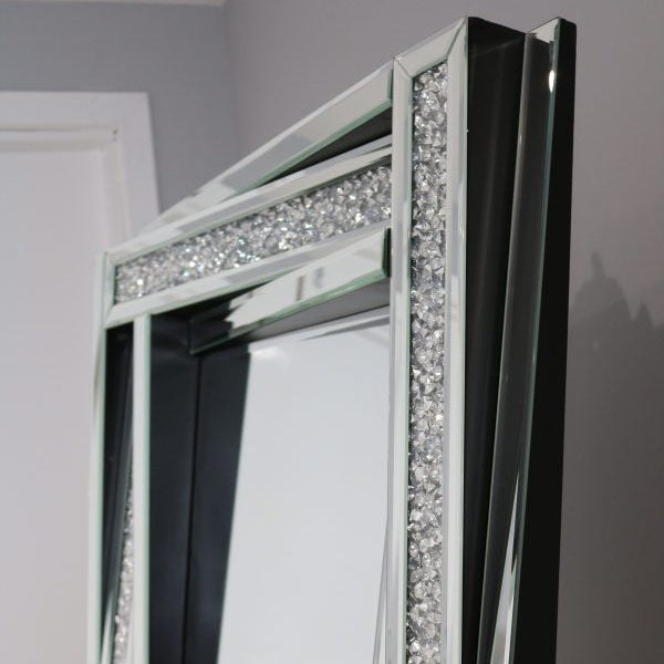 Mocka Vertigo Mirror | Modern Geometric Design | Luxury Wall Mirror