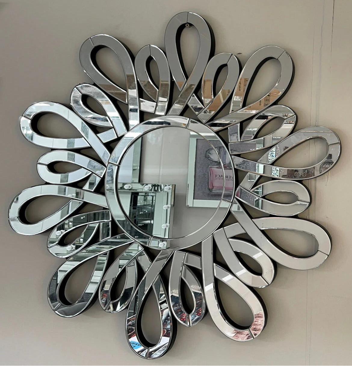 Swirl Mirror Round – Geometric Design | Luxury Home Decor | Solid Wall Panels